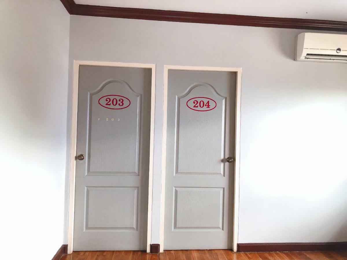 24 Hostel Donmuang Bangkok Exterior photo